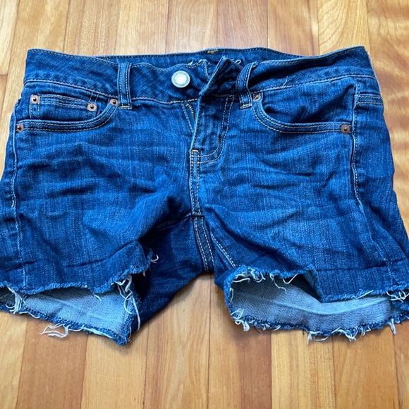 American Eagle midi Jean shorts - Picture 1 of 4
